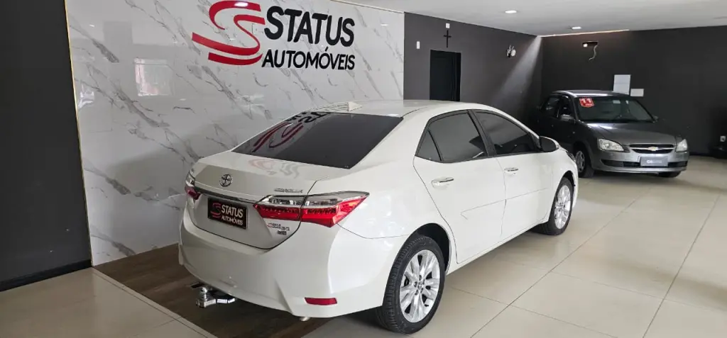 TOYOTA Corolla - Foto