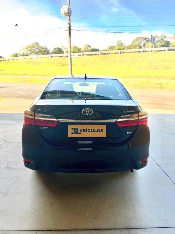 TOYOTA Corolla - Foto