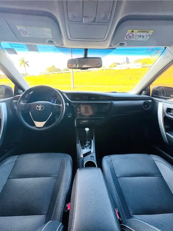 TOYOTA Corolla - Foto