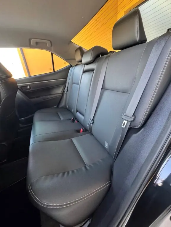 TOYOTA Corolla - Foto