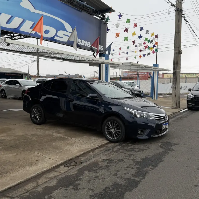 TOYOTA Corolla - Foto
