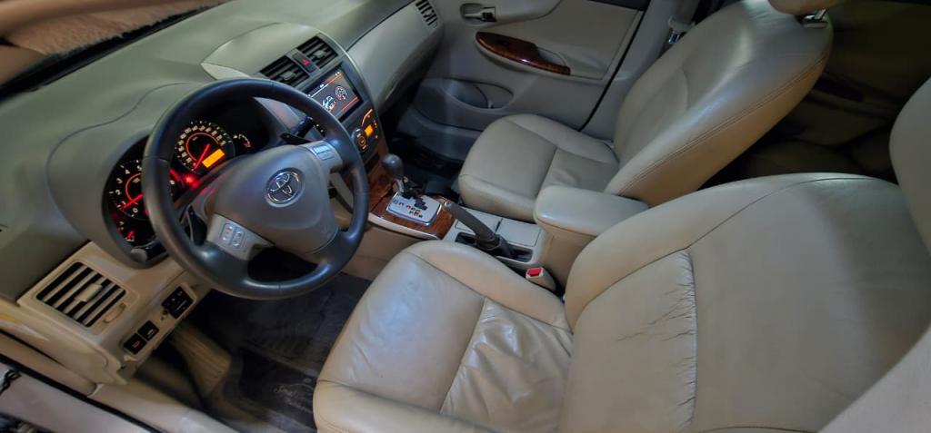 TOYOTA Corolla - Foto