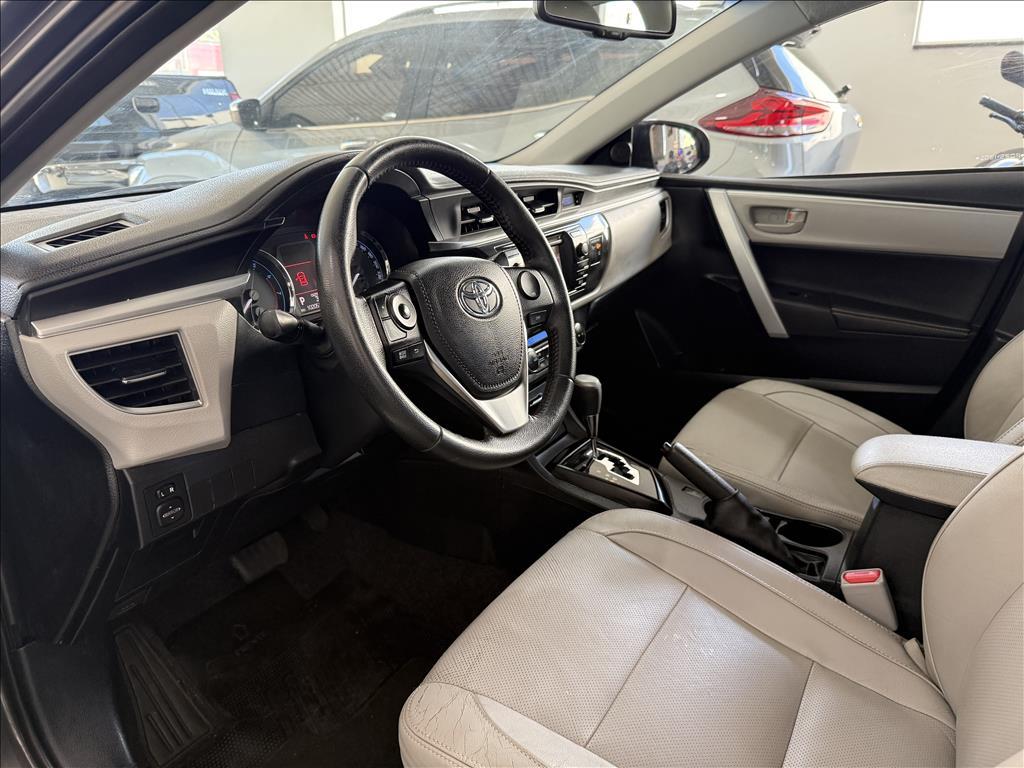 TOYOTA Corolla - Foto