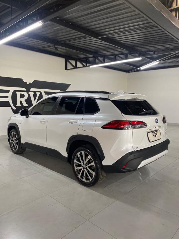 TOYOTA Corolla Cross - Foto