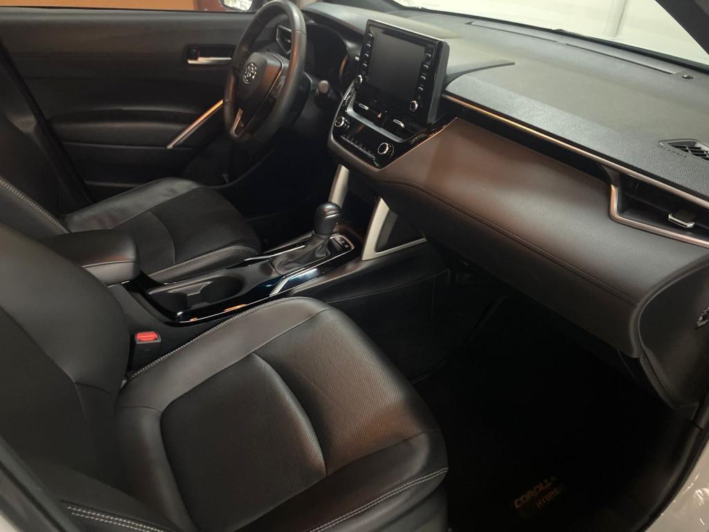 TOYOTA Corolla Cross - Foto