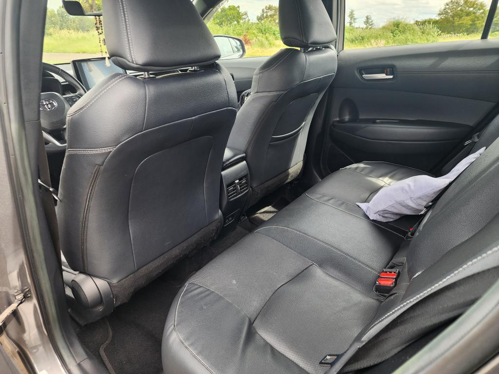 TOYOTA Corolla Cross - Foto