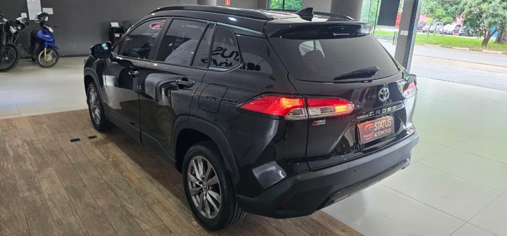 TOYOTA Corolla Cross - Foto