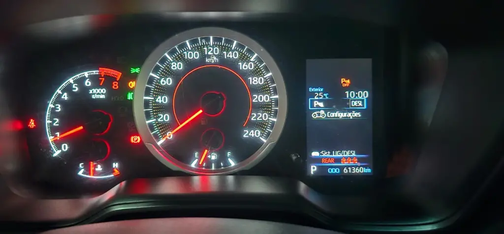 TOYOTA Corolla Cross - Foto