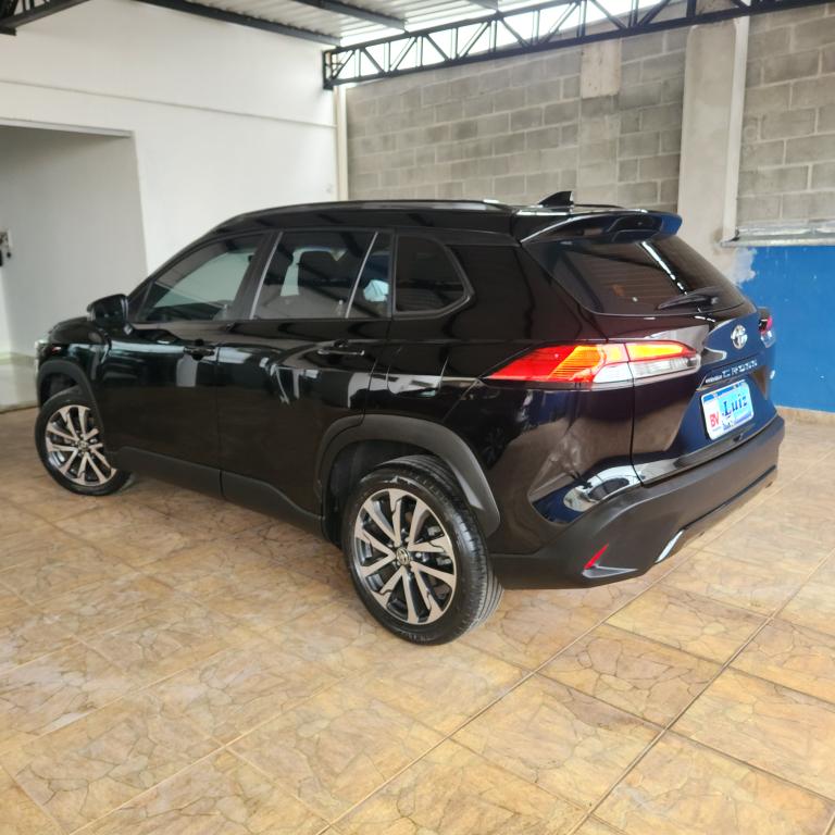 TOYOTA Corolla Cross - Foto