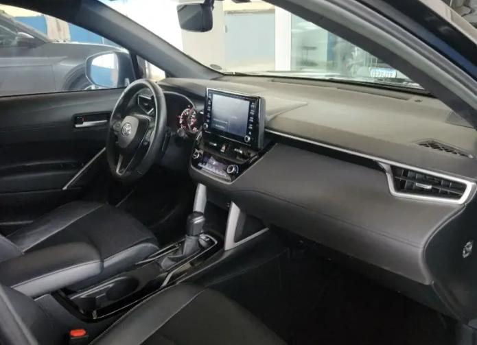 TOYOTA Corolla Cross - Foto