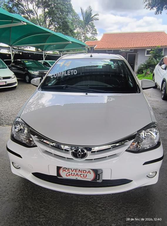 TOYOTA Etios Sedan - Foto
