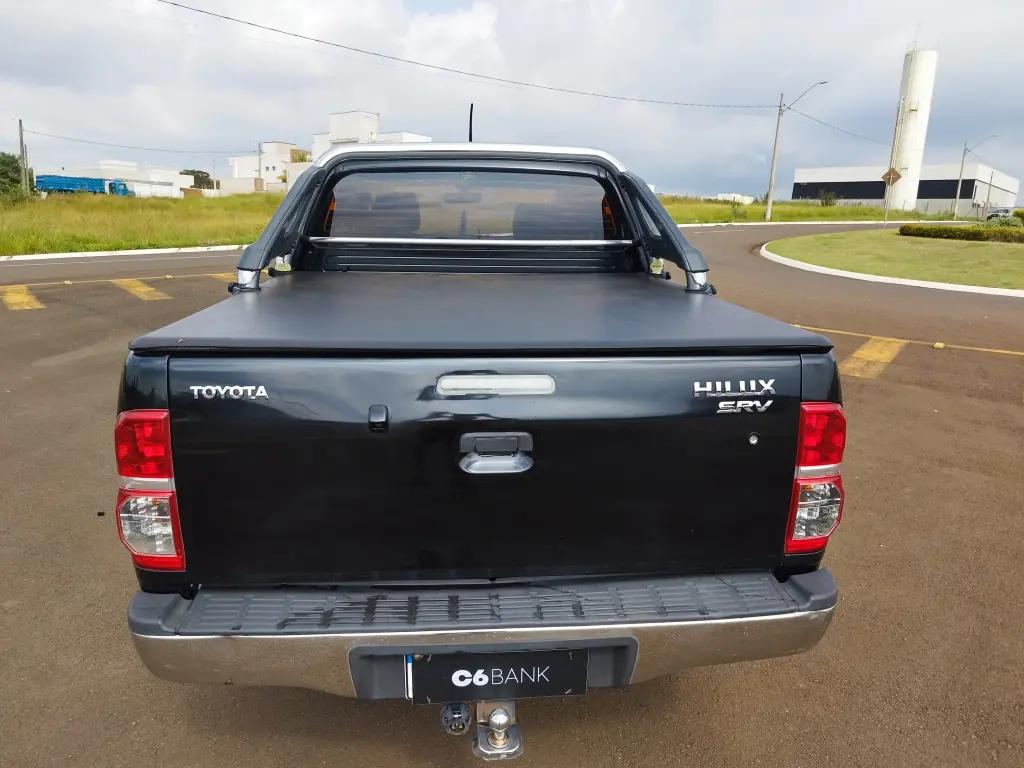 TOYOTA Hilux Caminhonete - Foto