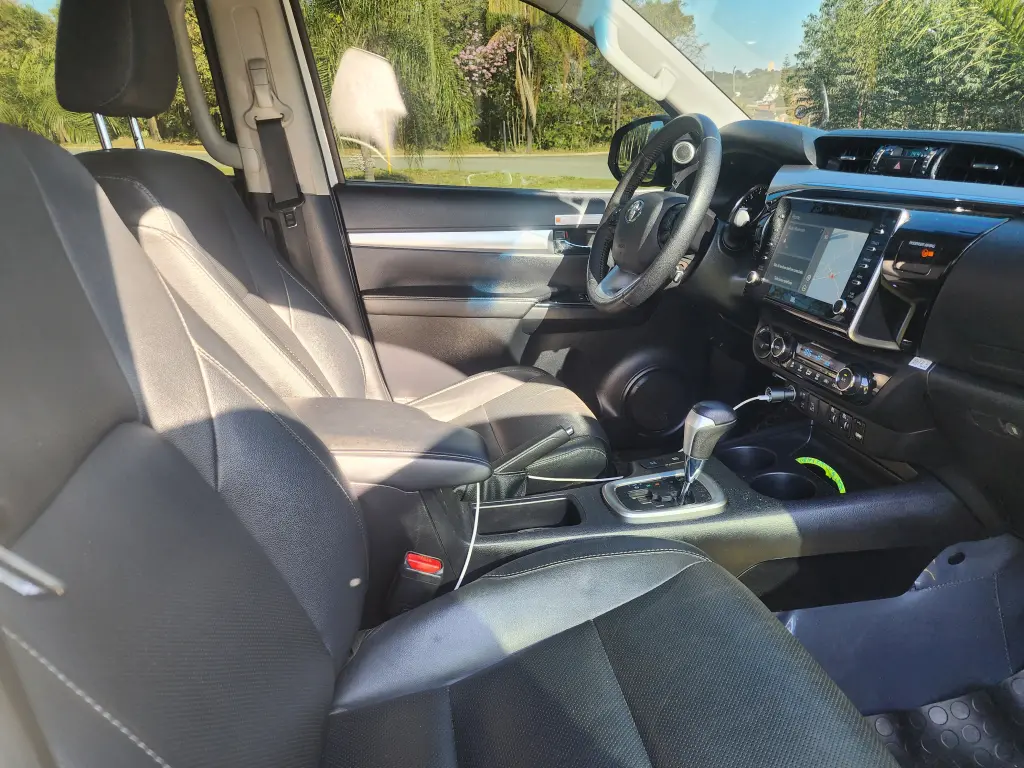 TOYOTA Hilux Caminhonete - Foto