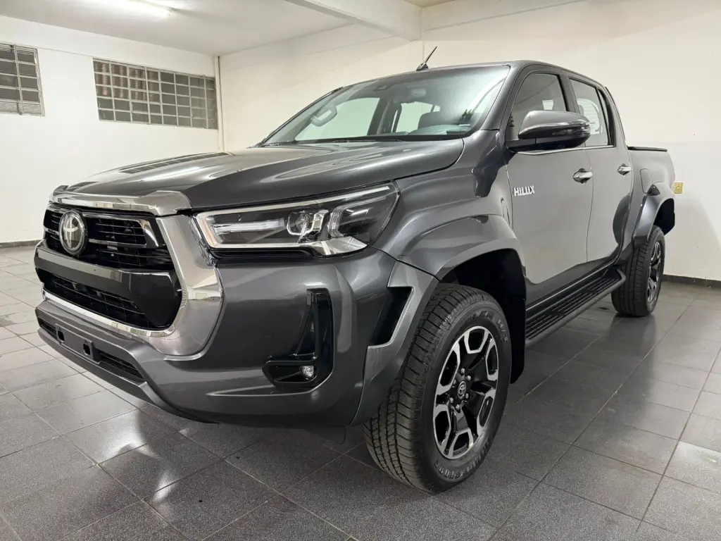TOYOTA Hilux Caminhonete