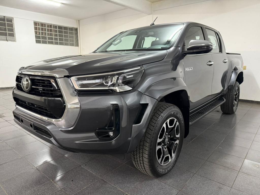 TOYOTA Hilux Caminhonete - Foto