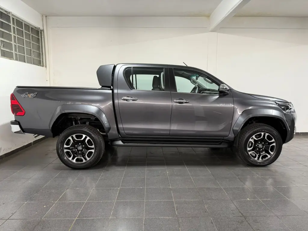 TOYOTA Hilux Caminhonete - Foto