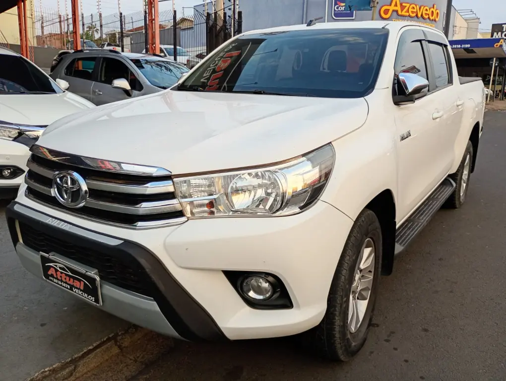 TOYOTA Hilux Caminhonete - Foto