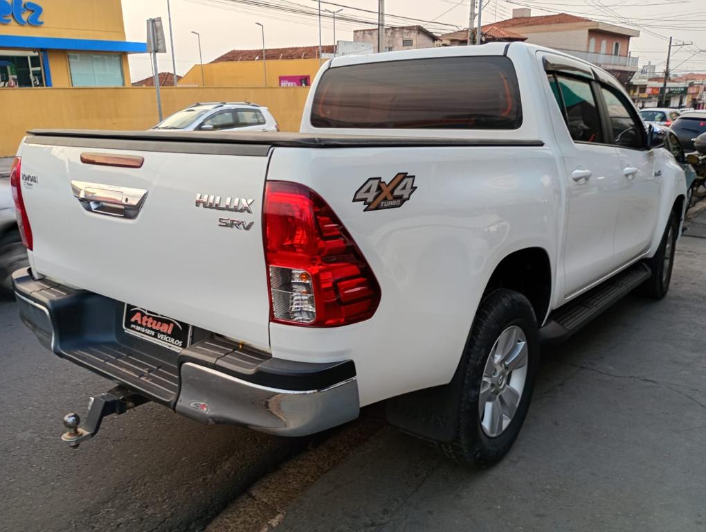 TOYOTA Hilux Caminhonete - Foto