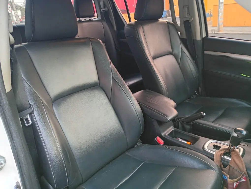 TOYOTA Hilux Caminhonete - Foto