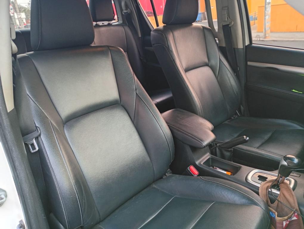 TOYOTA Hilux Caminhonete - Foto