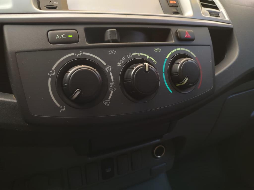 TOYOTA Hilux Caminhonete - Foto