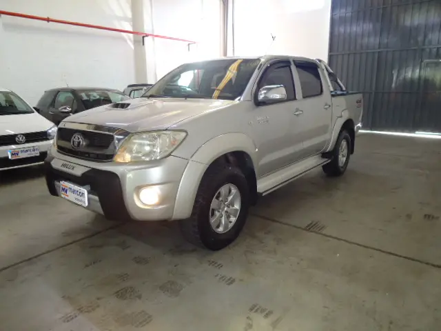 TOYOTA Hilux Caminhonete - Foto