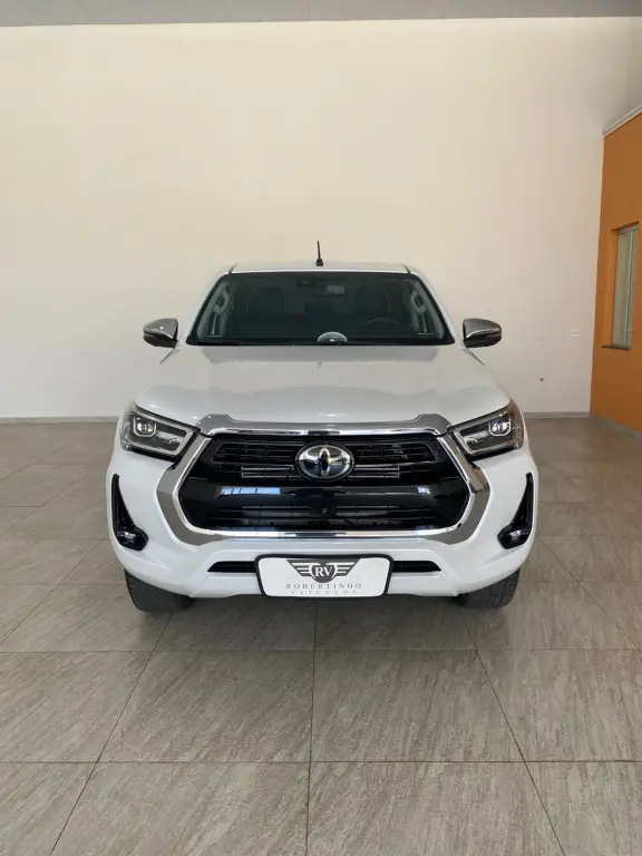 TOYOTA Hilux Caminhonete