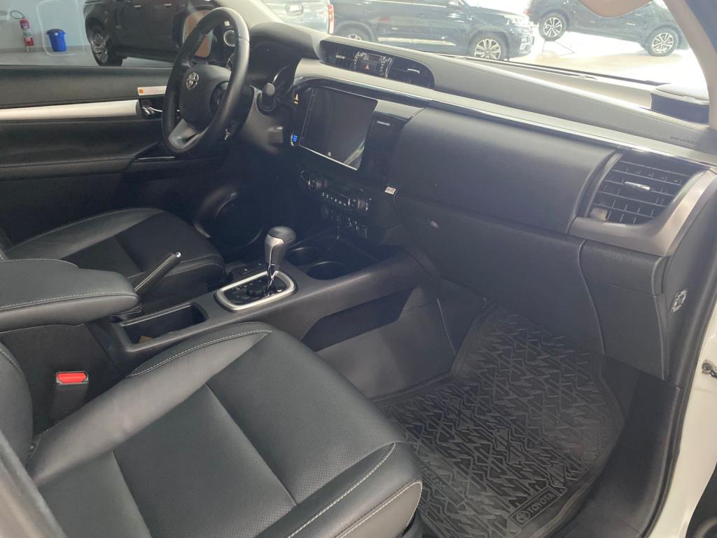 TOYOTA Hilux Caminhonete - Foto