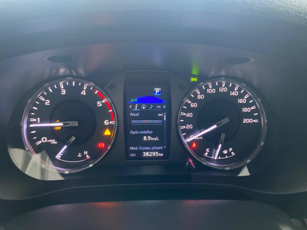 TOYOTA Hilux Caminhonete - Foto