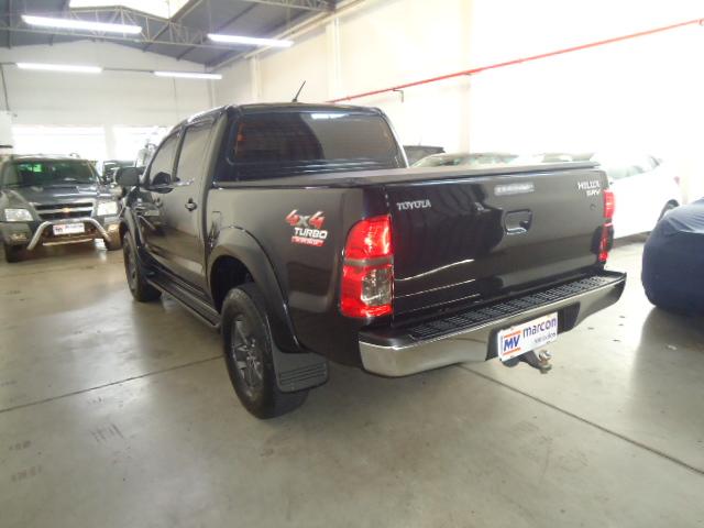 TOYOTA Hilux Caminhonete - Foto