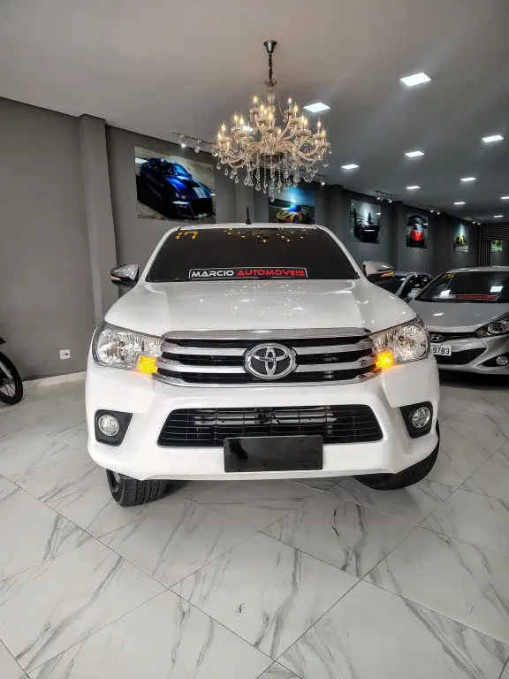 TOYOTA Hilux Caminhonete - Foto