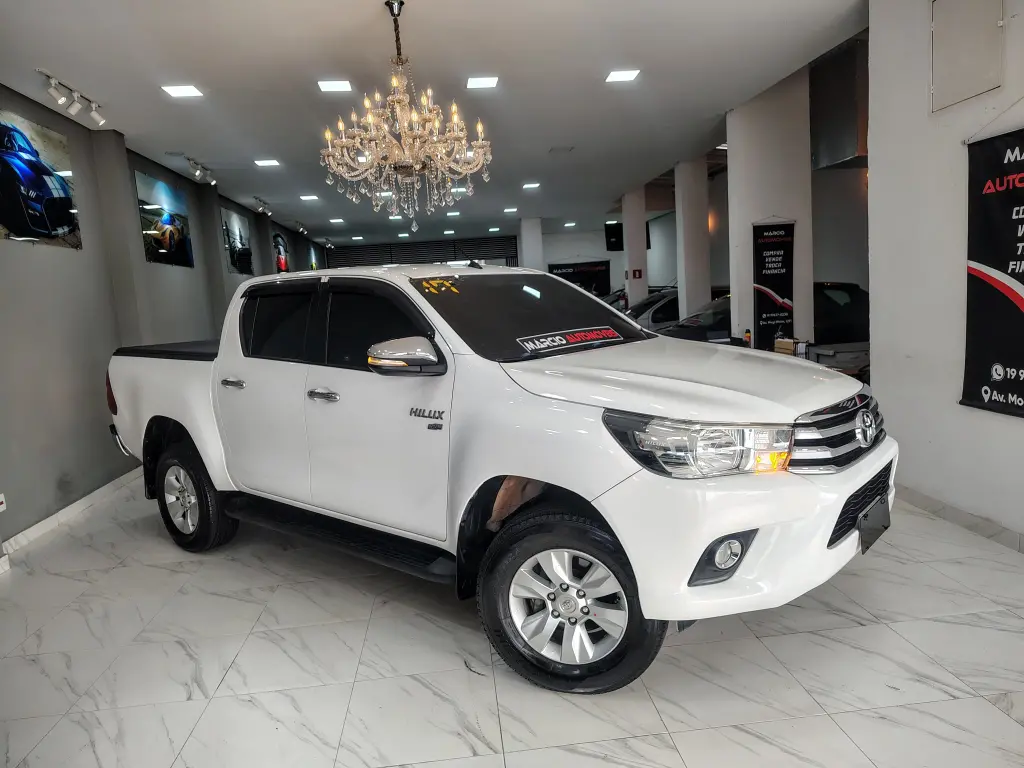 TOYOTA Hilux Caminhonete - Foto