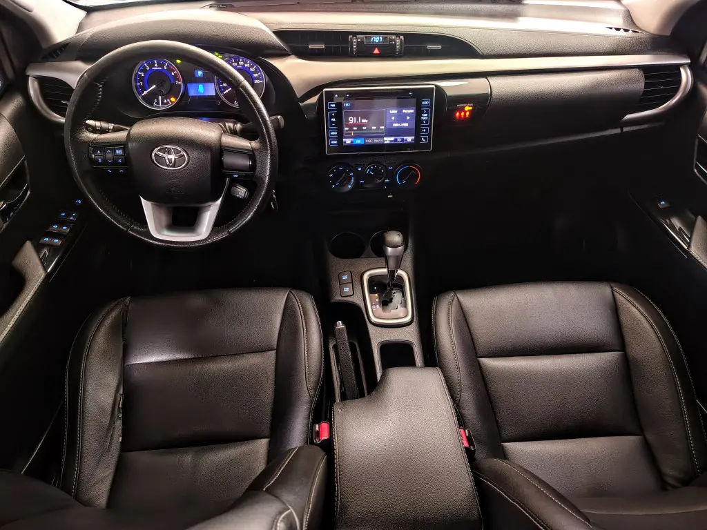 TOYOTA Hilux Caminhonete - Foto