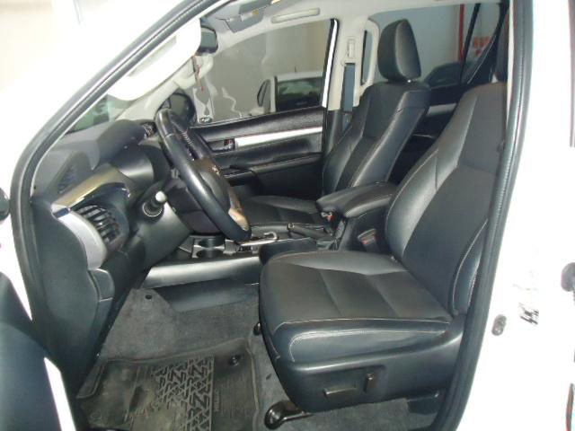 TOYOTA Hilux Caminhonete - Foto