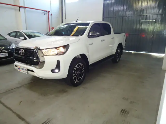 TOYOTA Hilux Caminhonete - Foto