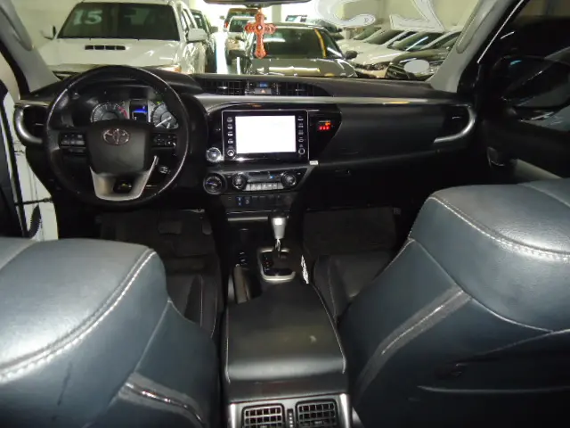 TOYOTA Hilux Caminhonete - Foto