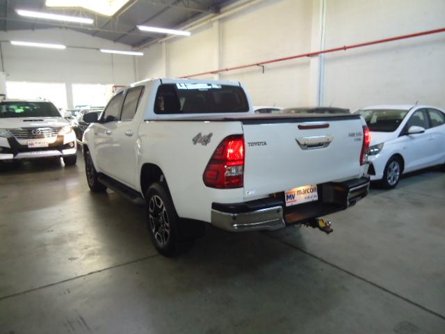 TOYOTA Hilux Caminhonete - Foto