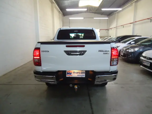 TOYOTA Hilux Caminhonete - Foto