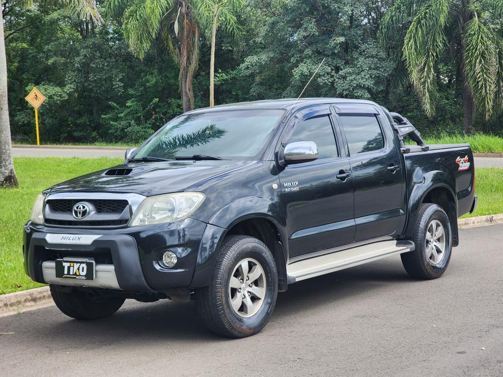TOYOTA Hilux Caminhonete