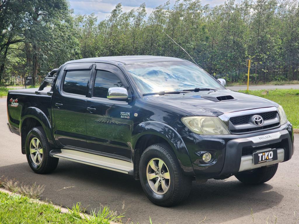 TOYOTA Hilux Caminhonete - Foto