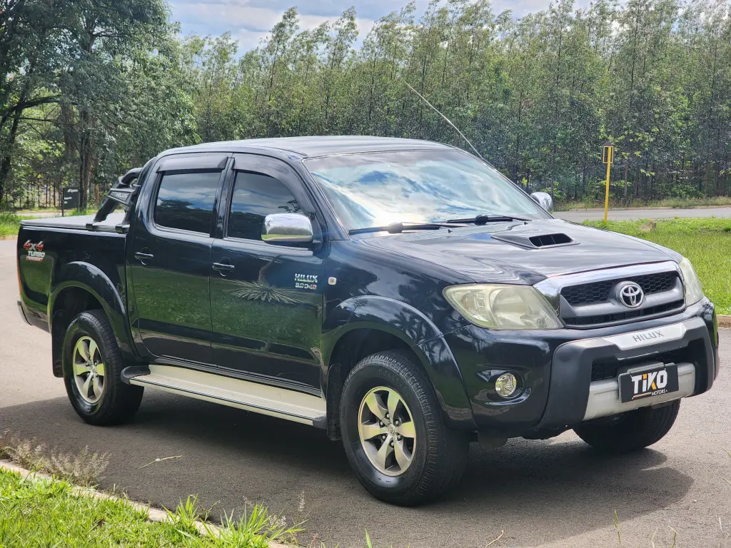 TOYOTA Hilux Caminhonete - Foto