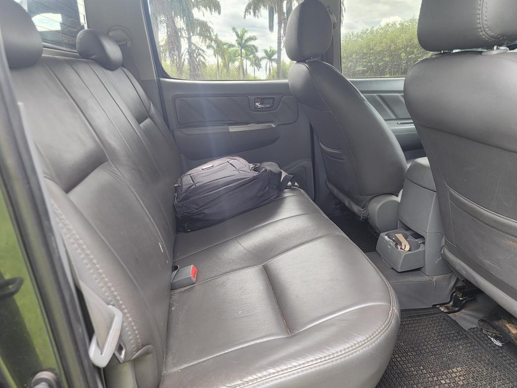 TOYOTA Hilux Caminhonete - Foto