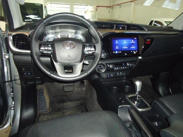 TOYOTA Hilux Caminhonete - Foto