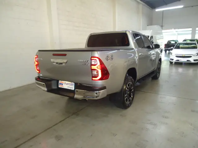 TOYOTA Hilux Caminhonete - Foto