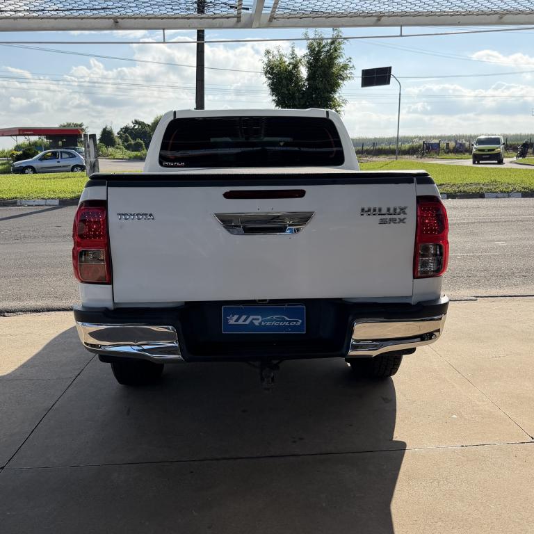 TOYOTA Hilux Caminhonete - Foto