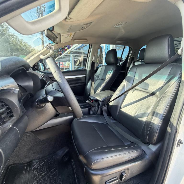 TOYOTA Hilux Caminhonete - Foto