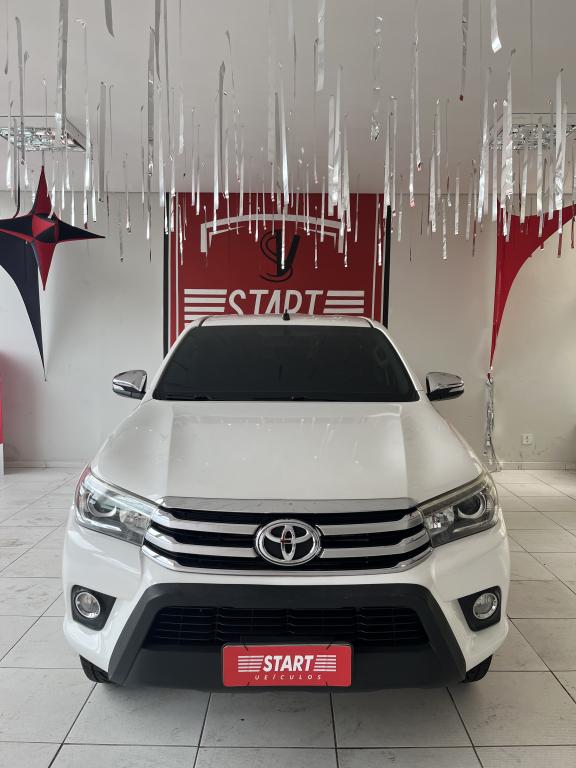 TOYOTA Hilux Caminhonete - Foto