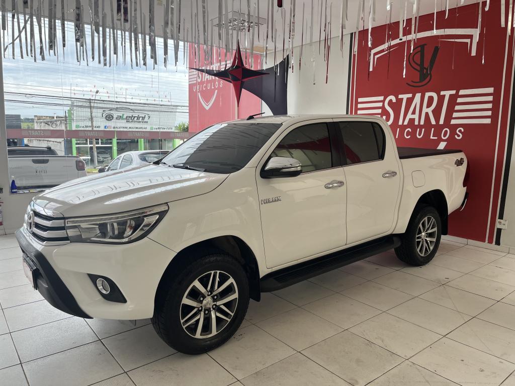 TOYOTA Hilux Caminhonete - Foto