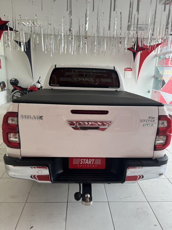 TOYOTA Hilux Caminhonete - Foto