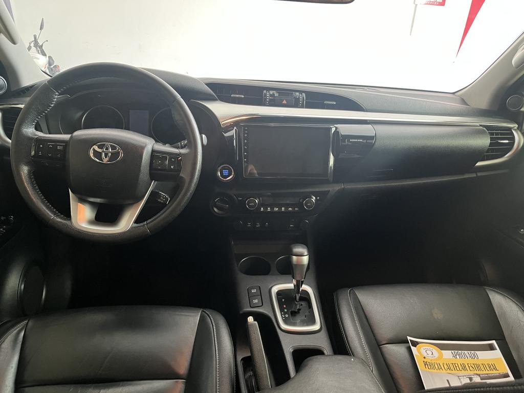 TOYOTA Hilux Caminhonete - Foto